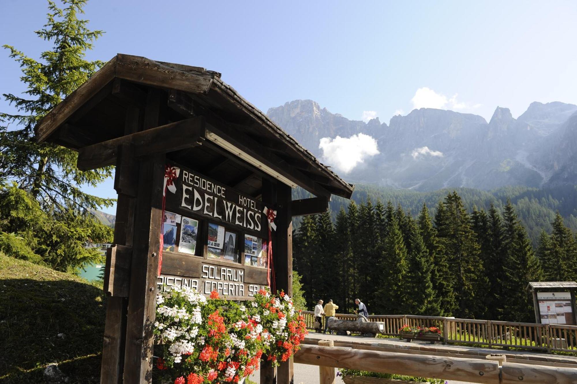 Residence Edelweiss San Martino Di Castrozza Exterior foto